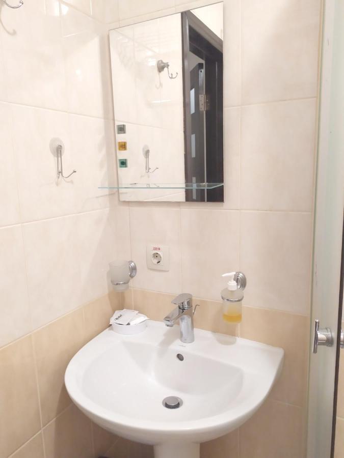 Breeze Hotel Одеса Екстериор снимка